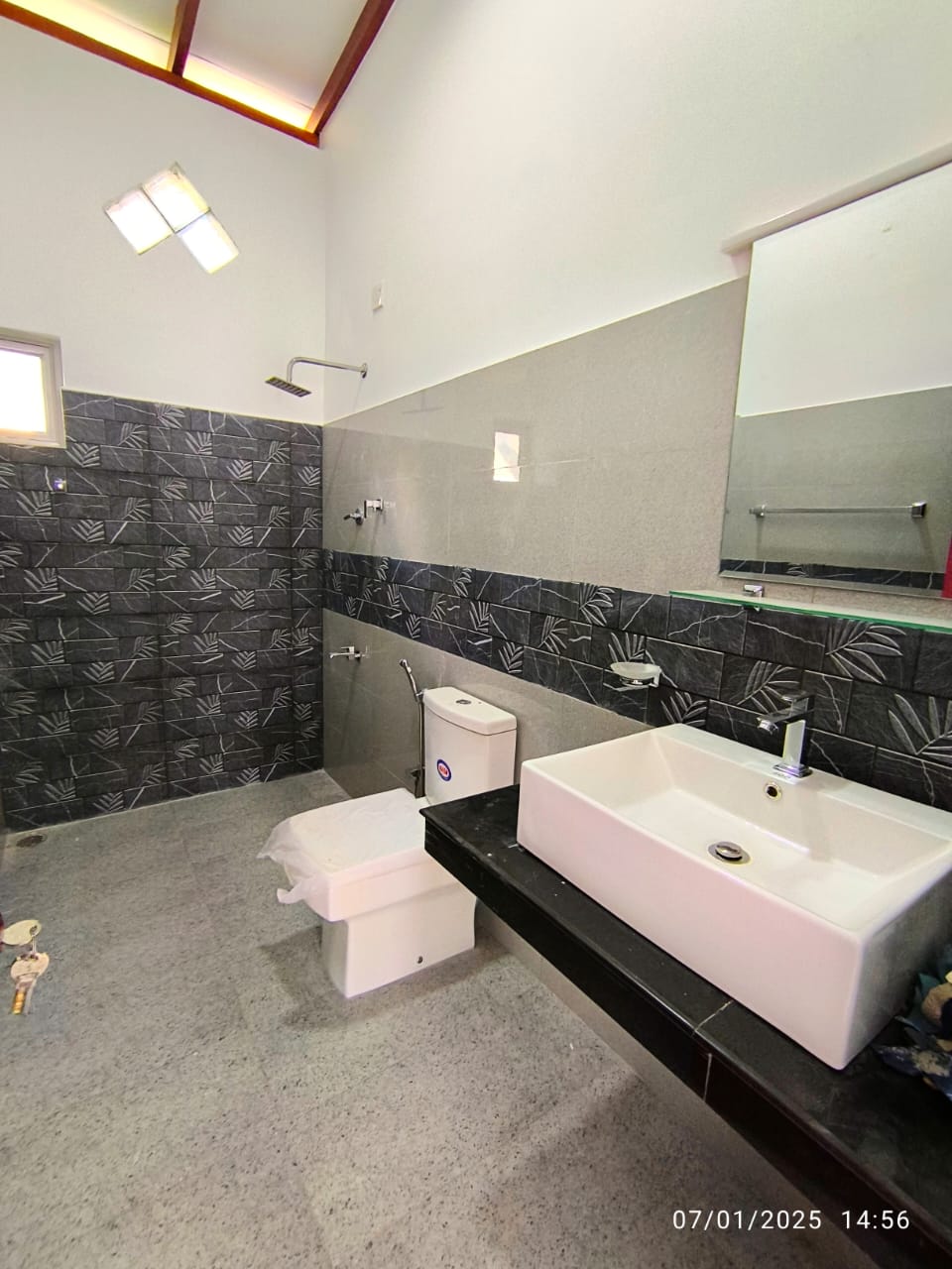 WhatsApp-Image-2025-07-01-at-16.23.21-2